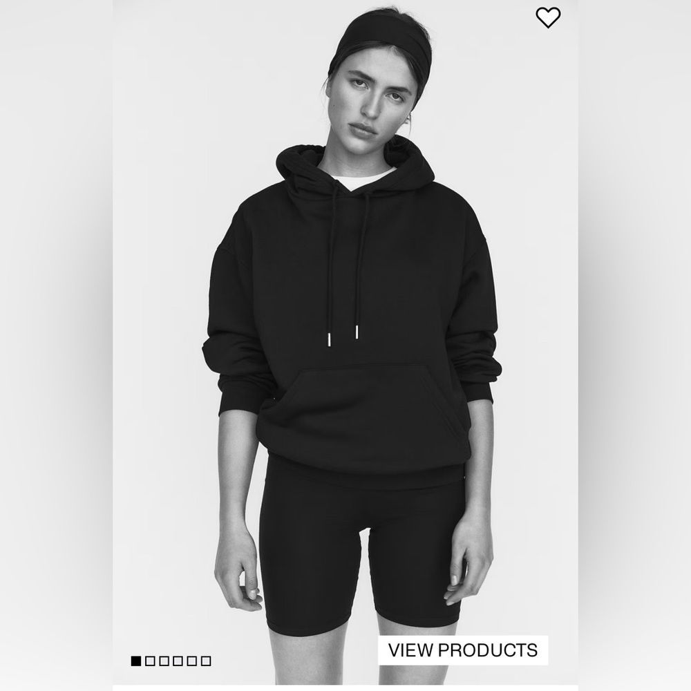 H&M Cycling shorts in soft cotton jersey with an elasticized waistband.